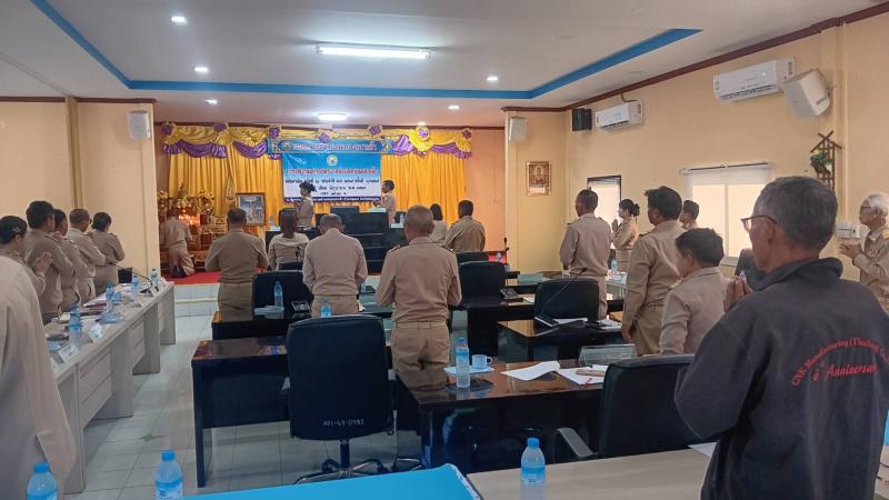 การประชุมสภาเทศบาลตำบลหนองเสาเล้า สมั...