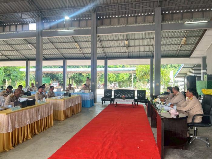 การประชุมสภาเทศบาลตำบลหนองเสาเล้า สมั...